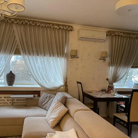 Cozy In The Center Of Апартаменты *