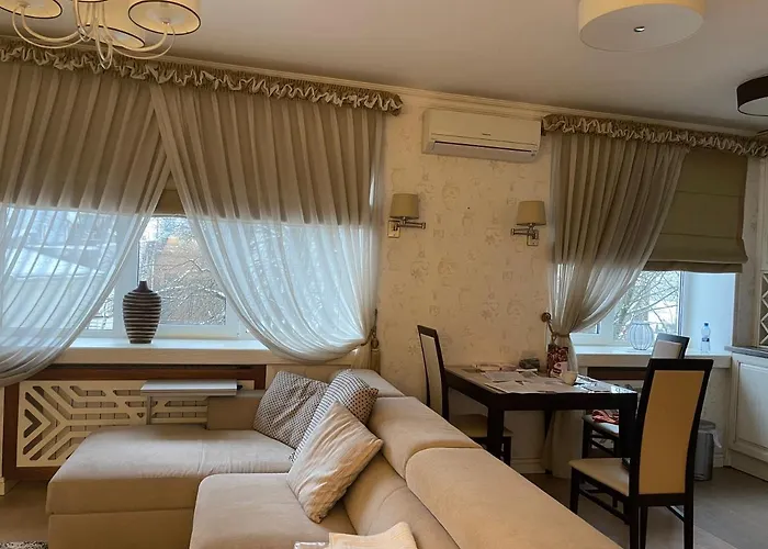 Cozy In The Center Of Apartment *