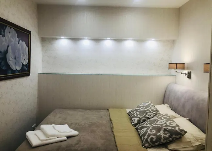 Cozy In The Center Of Apartment